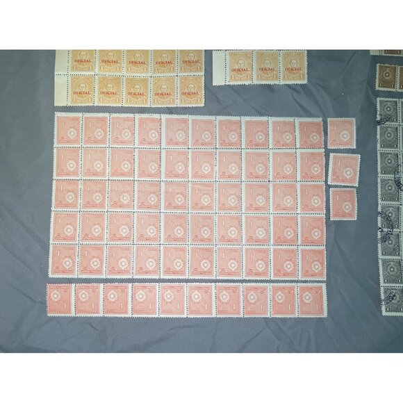 Paraguay Mint & Cancelled Stamp Blocks Lot Officials & Centimos Early Issues - Picture 3 of 6